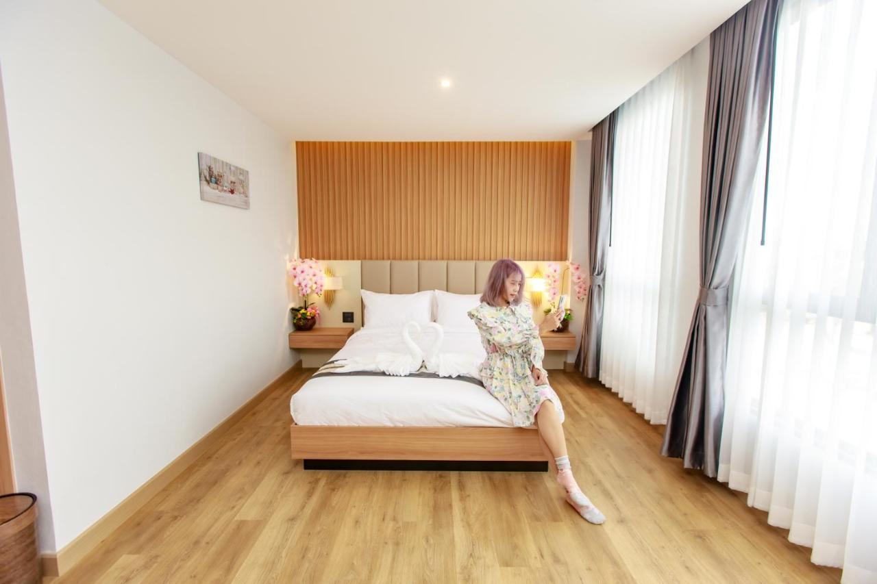 Siri Hotel Lumphun Ban Pa Daet Exterior foto
