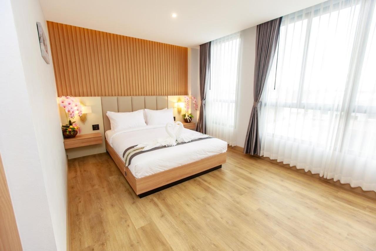 Siri Hotel Lumphun Ban Pa Daet Exterior foto